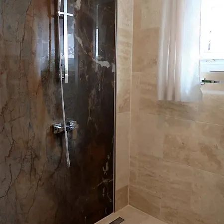 Ankommen Und Wohlfuehlen! 104 Qm In Altstadt-naehe * Dresden