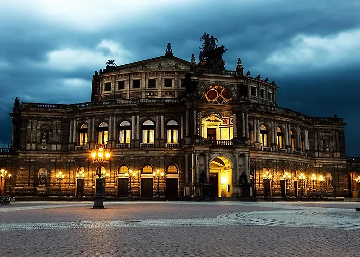 アパート Ankommen Und Wohlfuehlen! 104 Qm In Altstadt-naehe ドレスデン