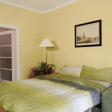 Ankommen Und Wohlfuehlen! 104 Qm In Altstadt-naehe Daire Dresden